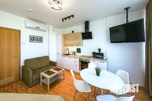 2-к квартира, посуточно, 50м2, 1/1 этаж