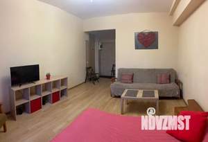 1-к квартира, посуточно, 50м2, 4/5 этаж