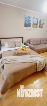 1-к квартира, посуточно, 39м2, 11/16 этаж