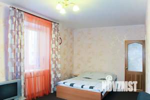 1-к квартира, посуточно, 40м2, 2/5 этаж