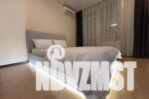 1-к квартира, посуточно, 44м2, 11/18 этаж