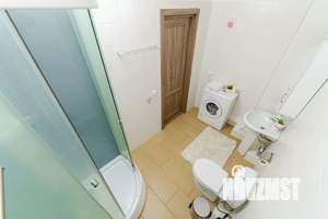 1-к квартира, посуточно, 38м2, 4/15 этаж