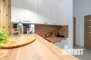 Студия квартира, посуточно, 22м2, 1/35 этаж