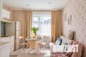 1-к квартира, посуточно, 41м2, 7/12 этаж