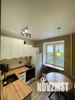 1-к квартира, посуточно, 40м2, 5/5 этаж