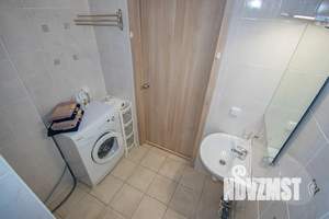 1-к квартира, посуточно, 38м2, 10/22 этаж