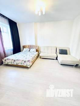 Студия квартира, посуточно, 40м2, 4/23 этаж