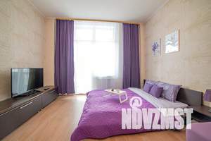 1-к квартира, посуточно, 46м2, 13/19 этаж