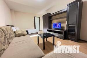 1-к квартира, посуточно, 46м2, 7/18 этаж