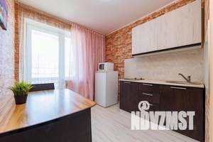 1-к квартира, посуточно, 37м2, 2/20 этаж