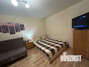 1-к квартира, посуточно, 42м2, 4/4 этаж