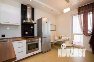 2-к квартира, посуточно, 45м2, 14/20 этаж