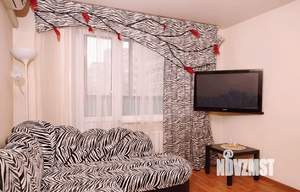 1-к квартира, посуточно, 37м2, 4/9 этаж