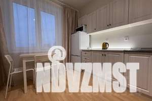 1-к квартира, посуточно, 41м2, 16/22 этаж