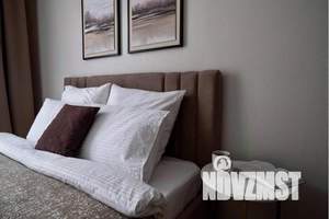 1-к квартира, посуточно, 39м2, 10/18 этаж