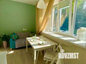 1-к квартира, посуточно, 40м2, 1/9 этаж
