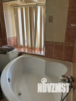 1-к квартира, посуточно, 55м2, 16/16 этаж