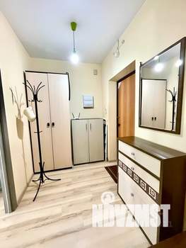 Студия квартира, посуточно, 32м2, 11/25 этаж