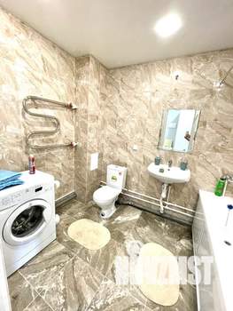 Студия квартира, посуточно, 38м2, 18/33 этаж