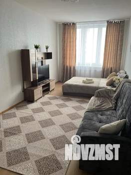 1-к квартира, посуточно, 41м2, 15/25 этаж