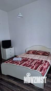 Студия квартира, посуточно, 26м2, 1/12 этаж