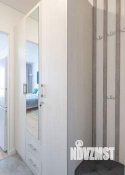 Студия квартира, посуточно, 20м2, 18/24 этаж