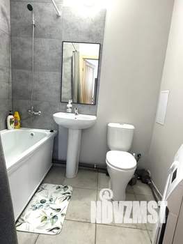 2-к квартира, посуточно, 40м2, 23/25 этаж