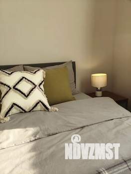 2-к квартира, посуточно, 40м2, 23/25 этаж