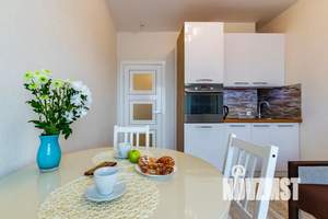 1-к квартира, посуточно, 44м2, 8/32 этаж