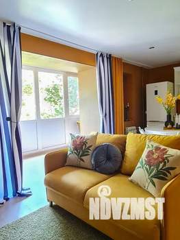 1-к квартира, посуточно, 44м2, 3/9 этаж