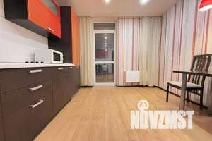 1-к квартира, посуточно, 46м2, 10/18 этаж