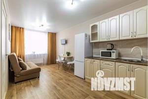 2-к квартира, посуточно, 45м2, 12/35 этаж