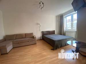 1-к квартира, посуточно, 38м2, 8/8 этаж