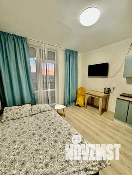 Студия квартира, посуточно, 28м2, 18/25 этаж