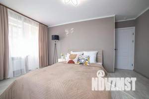 3-к квартира, посуточно, 85м2, 7/16 этаж