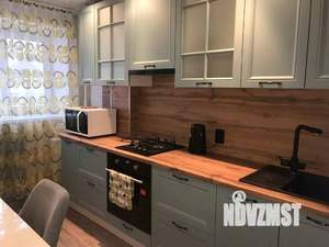 2-к квартира, посуточно, 50м2, 1/1 этаж