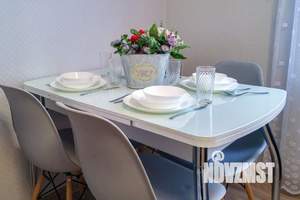 1-к квартира, посуточно, 50м2, 1/1 этаж