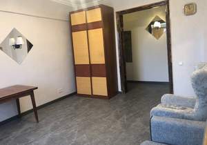 1-к квартира, на длительный срок, 41м2, 4/5 этаж