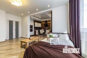 Студия квартира, посуточно, 50м2, 13/25 этаж
