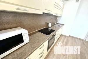 1-к квартира, посуточно, 45м2, 18/35 этаж