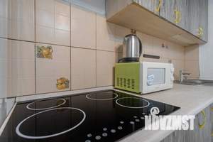 1-к квартира, посуточно, 35м2, 14/16 этаж