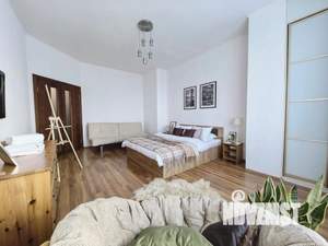 1-к квартира, посуточно, 53м2, 1/1 этаж