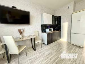 Студия квартира, посуточно, 35м2, 9/17 этаж