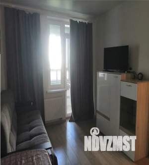 Студия квартира, посуточно, 41м2, 23/26 этаж