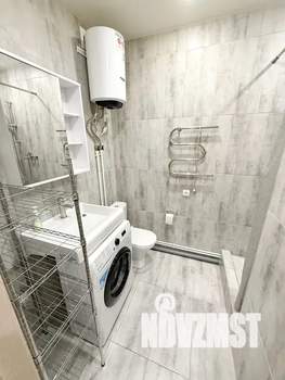 Студия квартира, посуточно, 35м2, 2/9 этаж