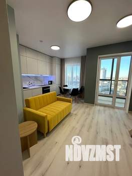 Студия квартира, посуточно, 33м2, 16/32 этаж