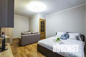 1-к квартира, посуточно, 38м2, 1/17 этаж