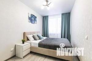 2-к квартира, посуточно, 40м2, 19/35 этаж