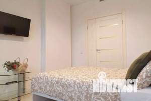 1-к квартира, посуточно, 40м2, 2/25 этаж