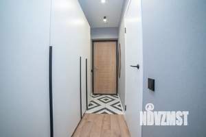 Студия квартира, посуточно, 28м2, 2/25 этаж